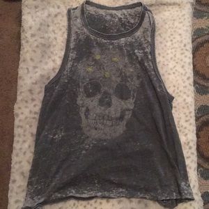 Skull tank